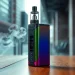 Oxva Vaping-Gerät mit eleganter Gestaltung auf einem Tisch präsentiert.